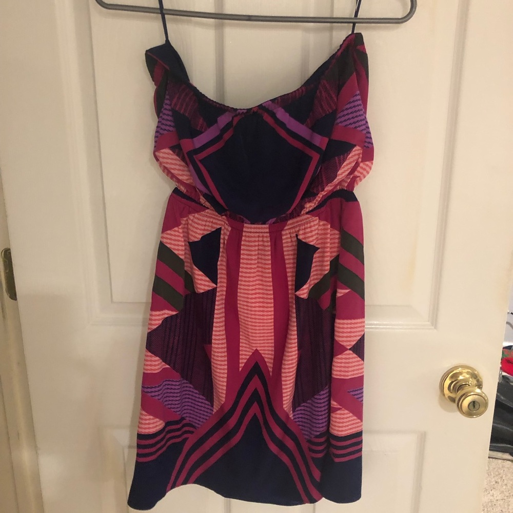 Dress - Picture 3 of 3